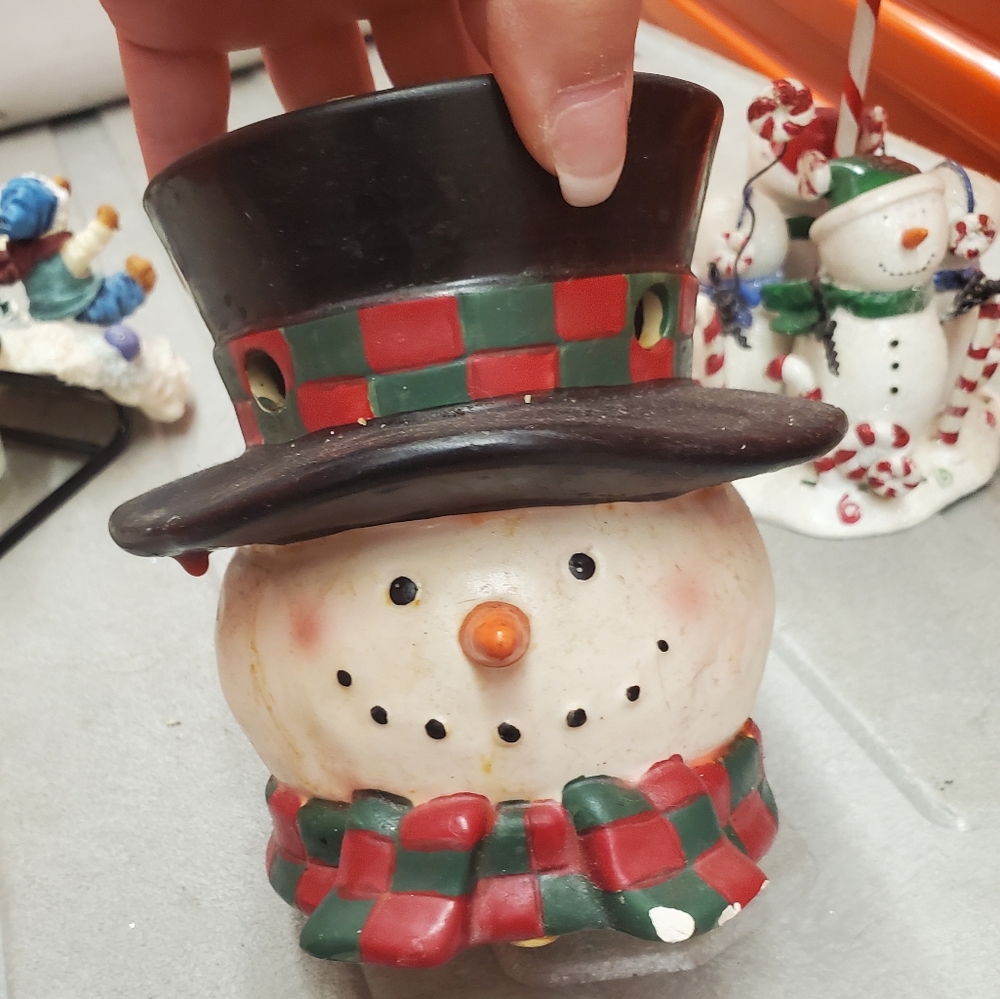 YANKEE CANDLE SNOWMAN TART WARMER!